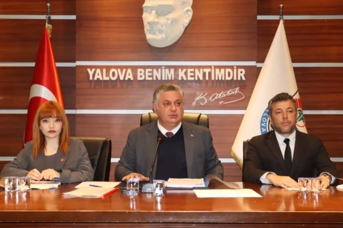 Yalova'da Kritik Gün: Yaz Dönemi İnşaat Yasağı ve Arsa Satışları Gündemde Yalova'da Kritik Gün: Yaz Dönemi İnşaat Yasağı ve Arsa Satışları Gündemde