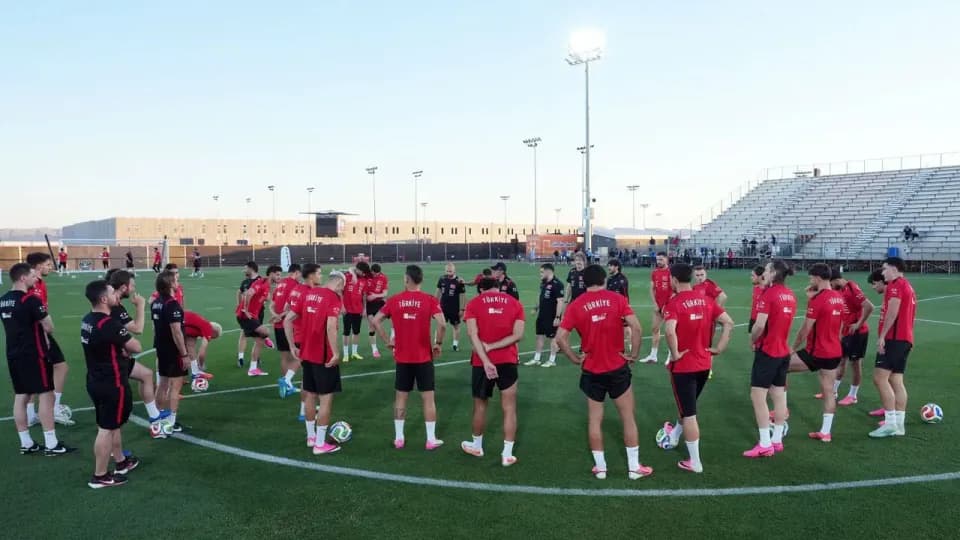 A Milli Takım'da Dünya Kupası Heyecanı: Kenan Yıldız'ın Durumu ve Avustralya Hazırlıkları görseli