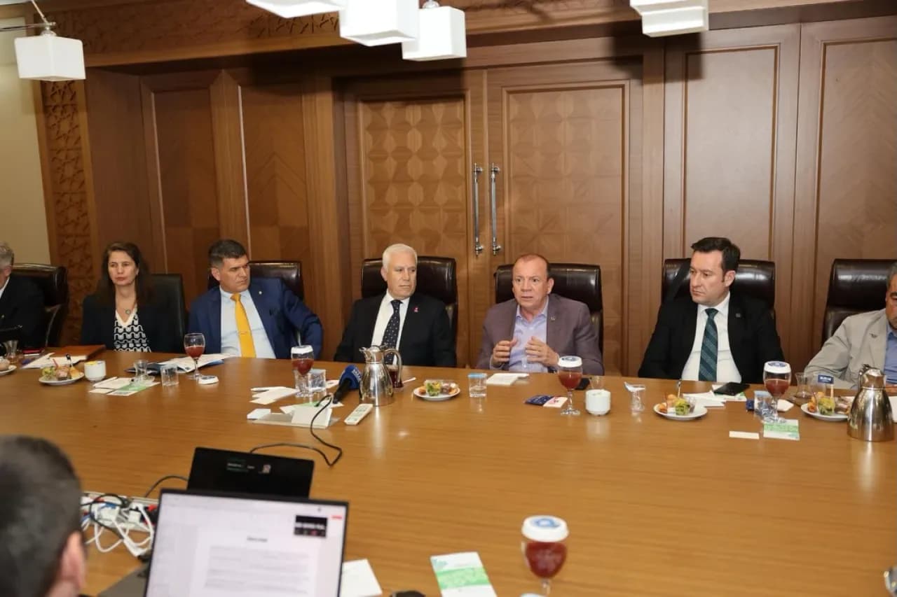 Bursa'nın Geleceğine Yön Verecek Çevre Düzeni Planı İstişare Toplantısı Yapıldı