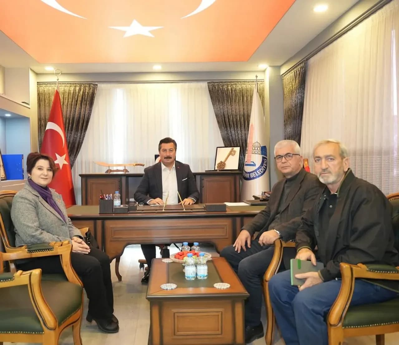 Bursa Yenişehir'de Belediye ve Kent Konseyi İş Birliği Toplantısı Bursa Yenişehir'de Belediye ve Kent Konseyi İş Birliği Toplantısı