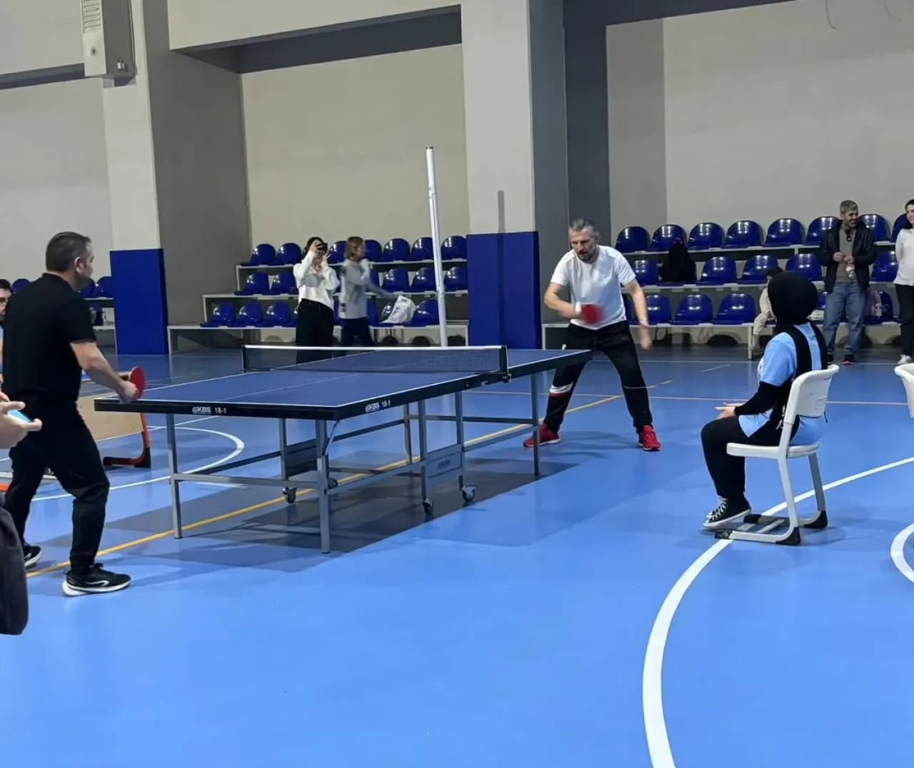 Çekmeköy'de Öğretmenler Günü Masa Tenisi Turnuvası Düzenlendi