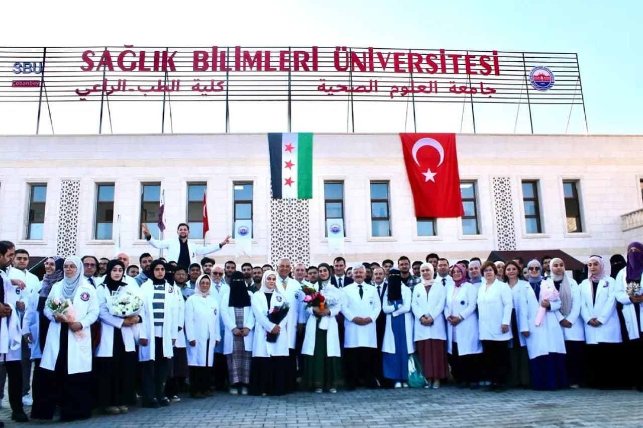 Sağlık Bilimleri Üniversitesi Çobanbey Tıp Fakültesi'nde Beyaz Önlük Töreni Sağlık Bilimleri Üniversitesi Çobanbey Tıp Fakültesi'nde Beyaz Önlük Töreni