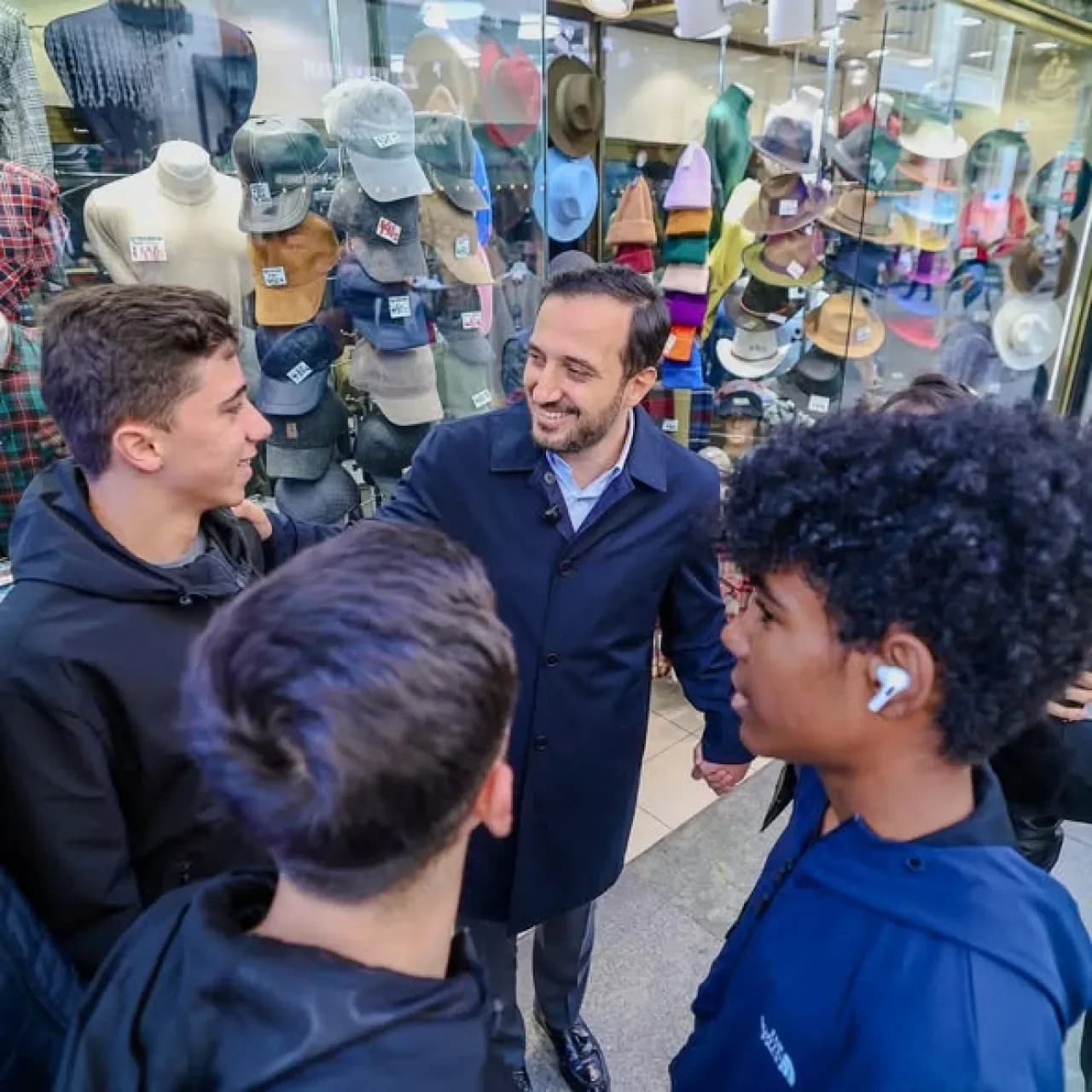 Bağcılar Belediye Başkanı Abdullah Özdemir Eminönü ve Sirkeci Esnafı ile Buluştu