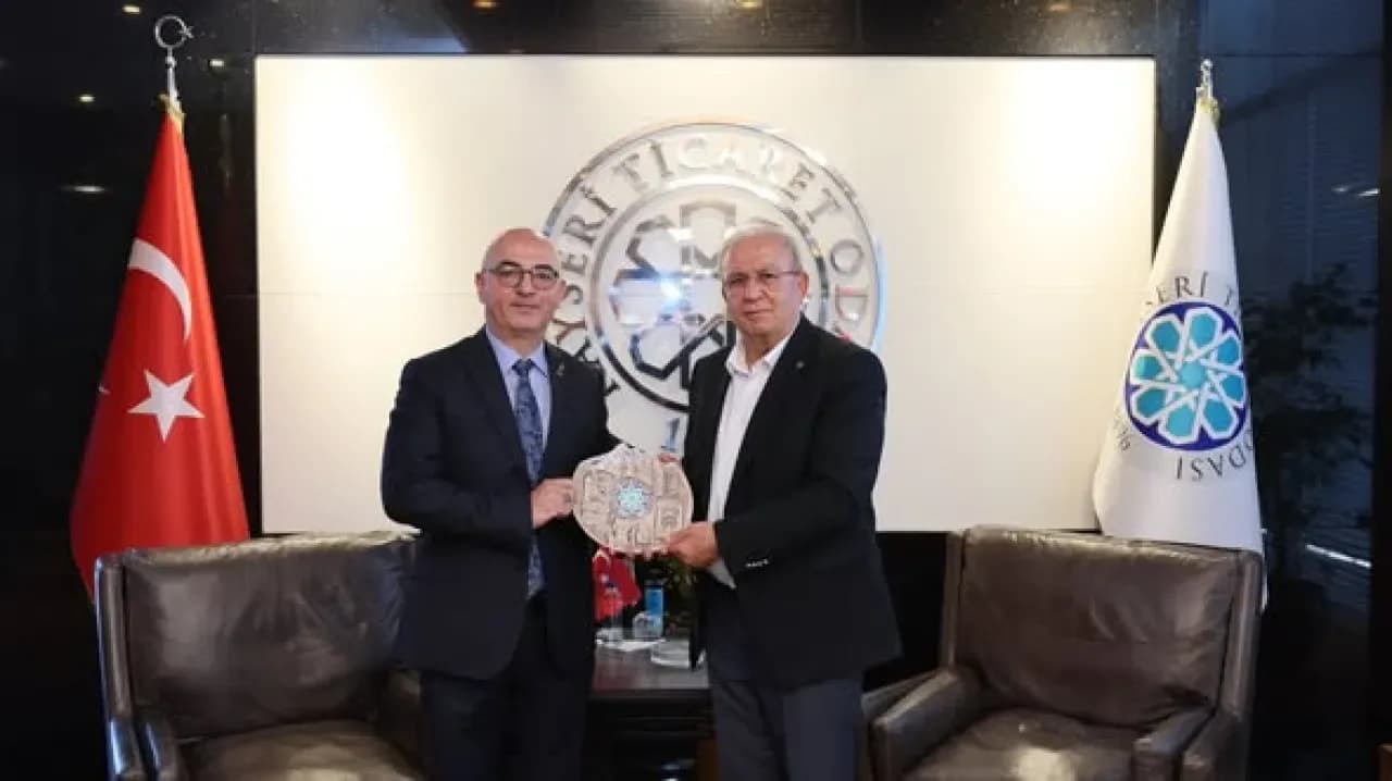 Zafer Partisi Heyeti Kayseri Ticaret Odası'na Nezaket Ziyaretinde Bulundu Zafer Partisi Heyeti Kayseri Ticaret Odası'na Nezaket Ziyaretinde Bulundu