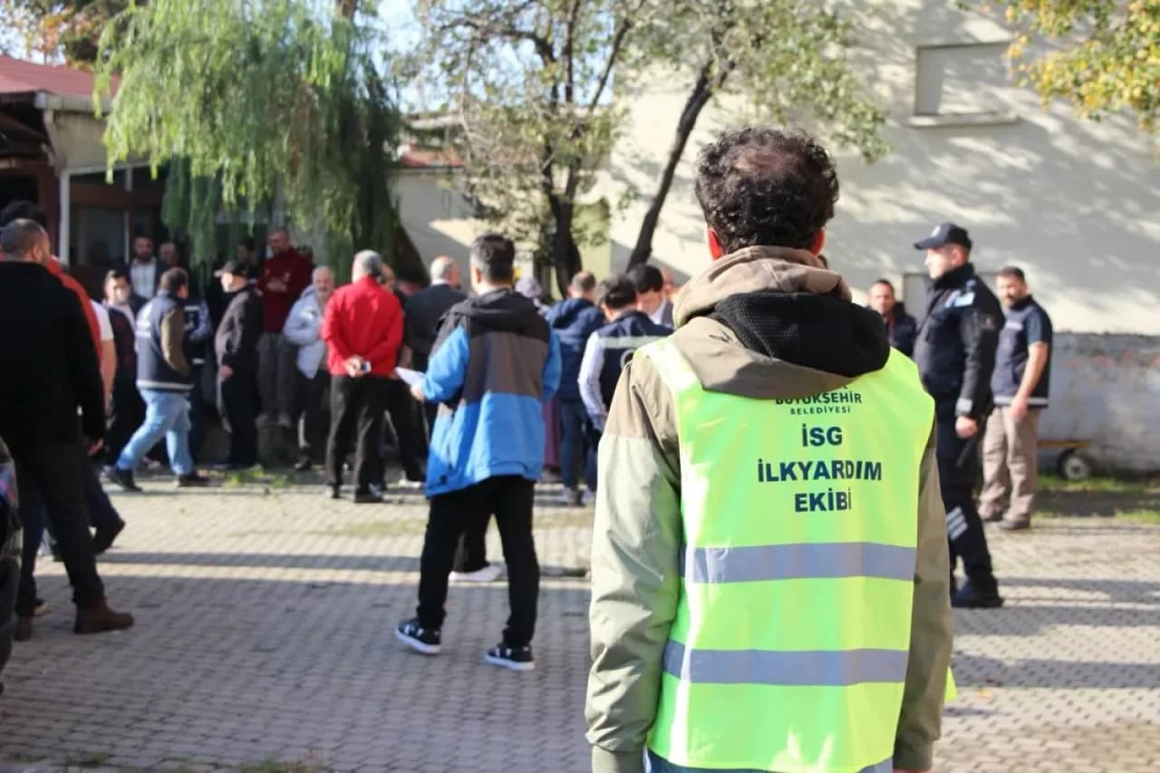 İBB Veteriner Hizmetleri, 2025 Acil Durum Tatbikatında Başarılı Performans Sergiledi İBB Veteriner Hizmetleri, 2025 Acil Durum Tatbikatında Başarılı Performans Sergiledi