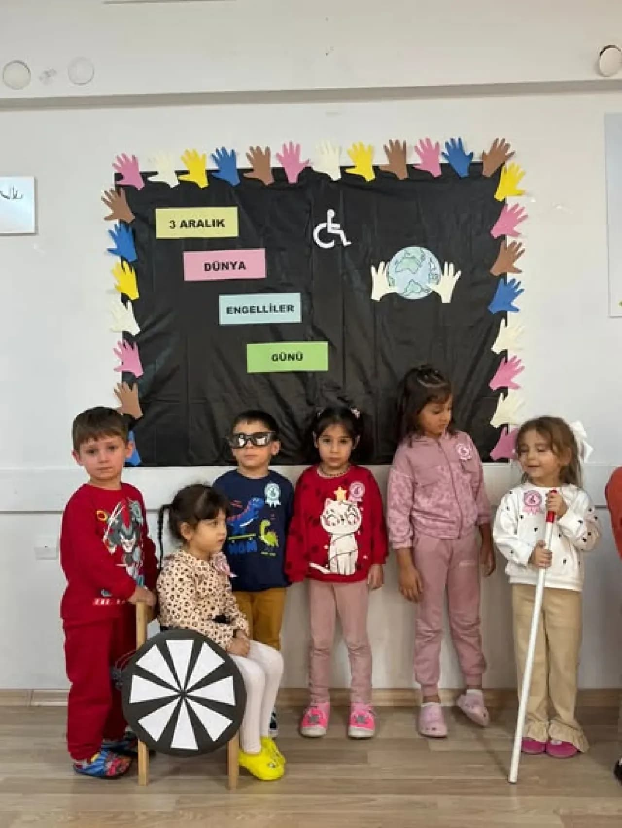 İzmir Çiğli'de Minik Kalplerden 3 Aralık Dünya Engelliler Günü'ne Anlamlı Farkındalık