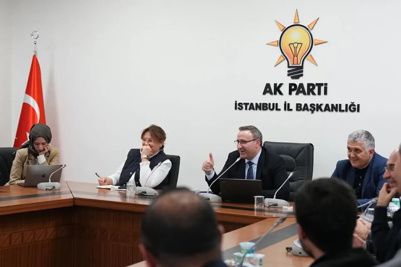 AK Parti Kağıthane İlçe Yönetimi, İstanbul'daki Aylık Koordinasyon Toplantısına Katıldı AK Parti Kağıthane İlçe Yönetimi, İstanbul'daki Aylık Koordinasyon Toplantısına Katıldı