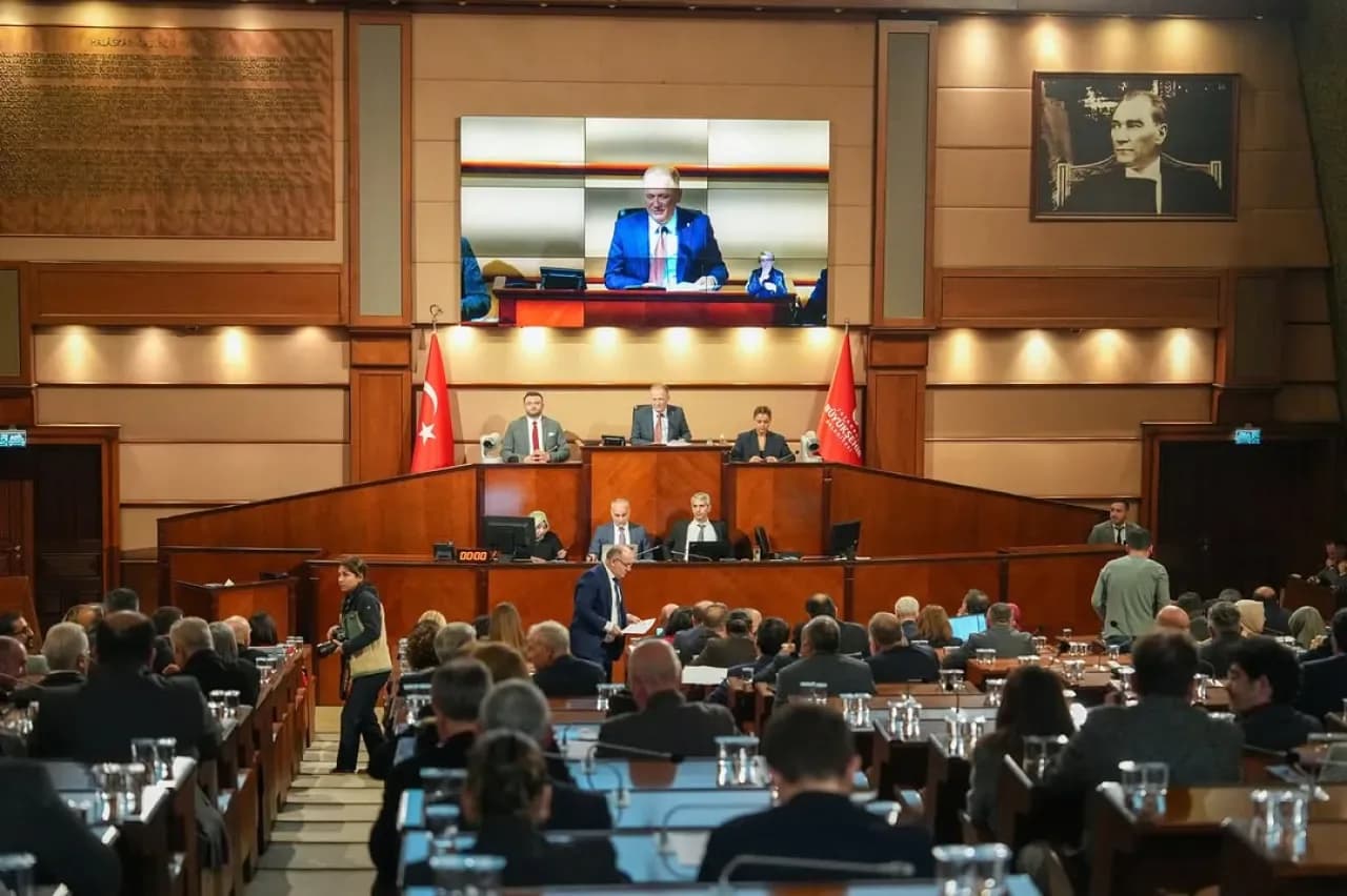Üsküdar Belediye Başkanı Sinem Dedetaş, İBB Meclisi Aralık Ayı Toplantısını Değerlendirdi Üsküdar Belediye Başkanı Sinem Dedetaş, İBB Meclisi Aralık Ayı Toplantısını Değerlendirdi