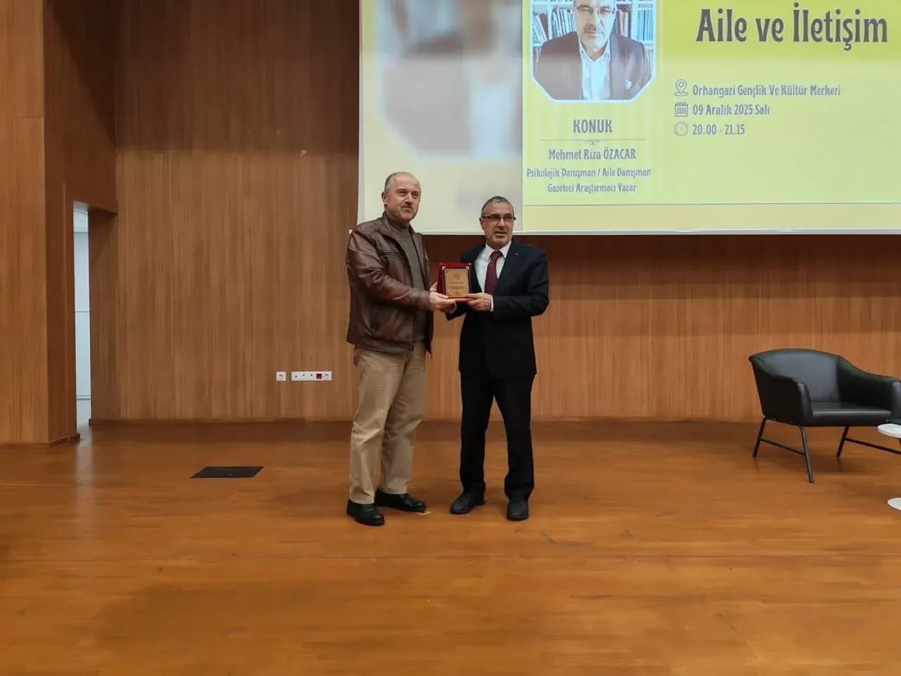 Orhangazi'de Aile İçi İletişim Konferansı Düzenlendi