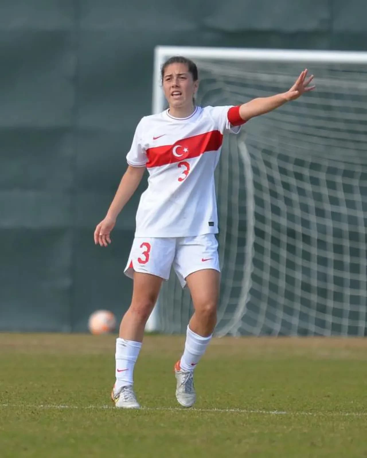 Milli Futbolcu İlayda Cansu Kara, Körfez Gençlerbirliği'nde Milli Futbolcu İlayda Cansu Kara, Körfez Gençlerbirliği'nde