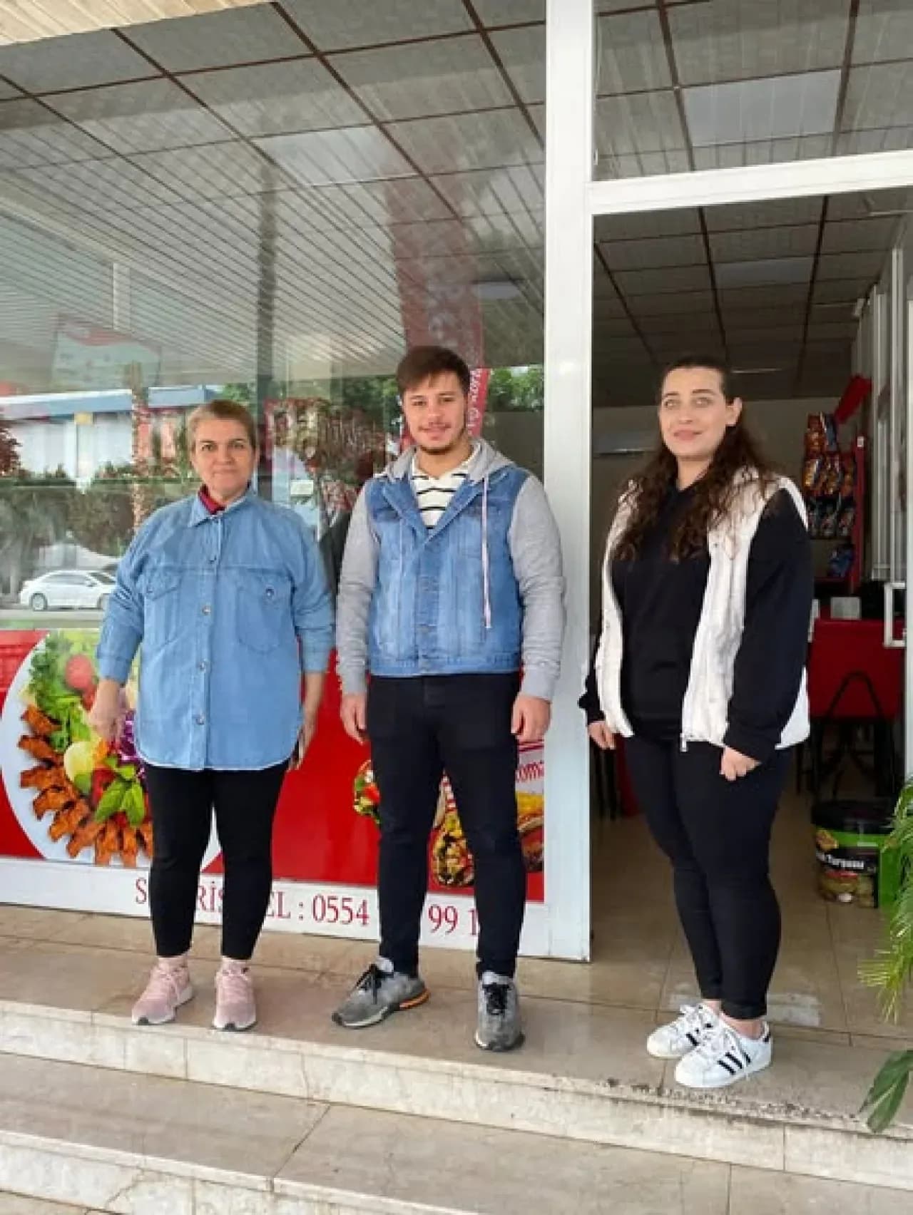 MHP Sarıçam İlçe Teşkilatı Esnaf Ziyaretleri ile Halkın Sorunlarını Dinliyor MHP Sarıçam İlçe Teşkilatı Esnaf Ziyaretleri ile Halkın Sorunlarını Dinliyor