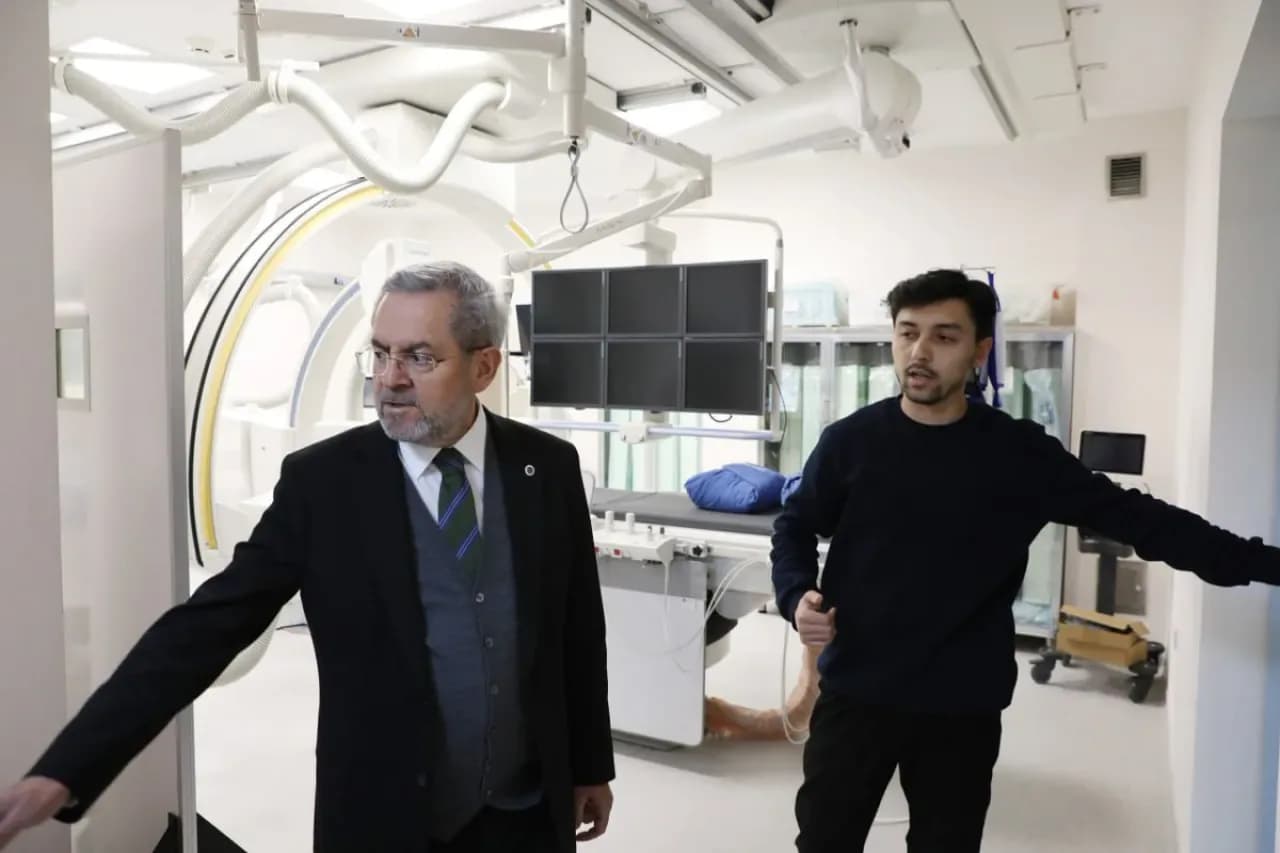 İbni Sina Hastanesi'nde Sterilizasyon ve Girişimsel MR AR-GE İncelemesi İbni Sina Hastanesi'nde Sterilizasyon ve Girişimsel MR AR-GE İncelemesi