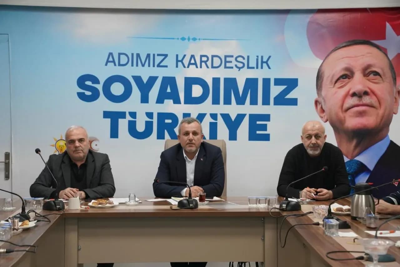 AK Parti Ümraniye İlçe Teşkilatı Mali ve İdari İşler Toplantısı Yapıldı AK Parti Ümraniye İlçe Teşkilatı Mali ve İdari İşler Toplantısı Yapıldı