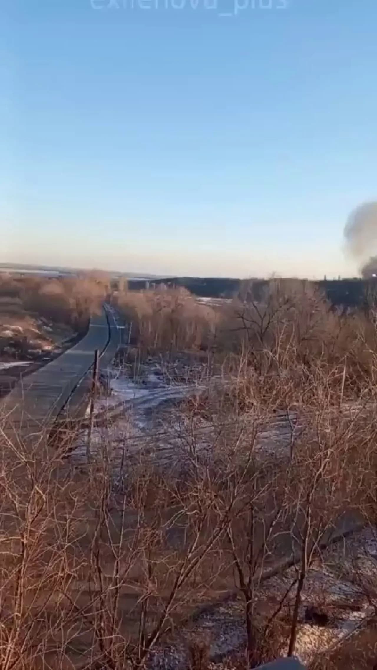 Rusya'nın Saratov Kentindeki Petrol Rafinerisinde Yangın: Enerji Piyasaları Alarmda Rusya'nın Saratov Kentindeki Petrol Rafinerisinde Yangın: Enerji Piyasaları Alarmda