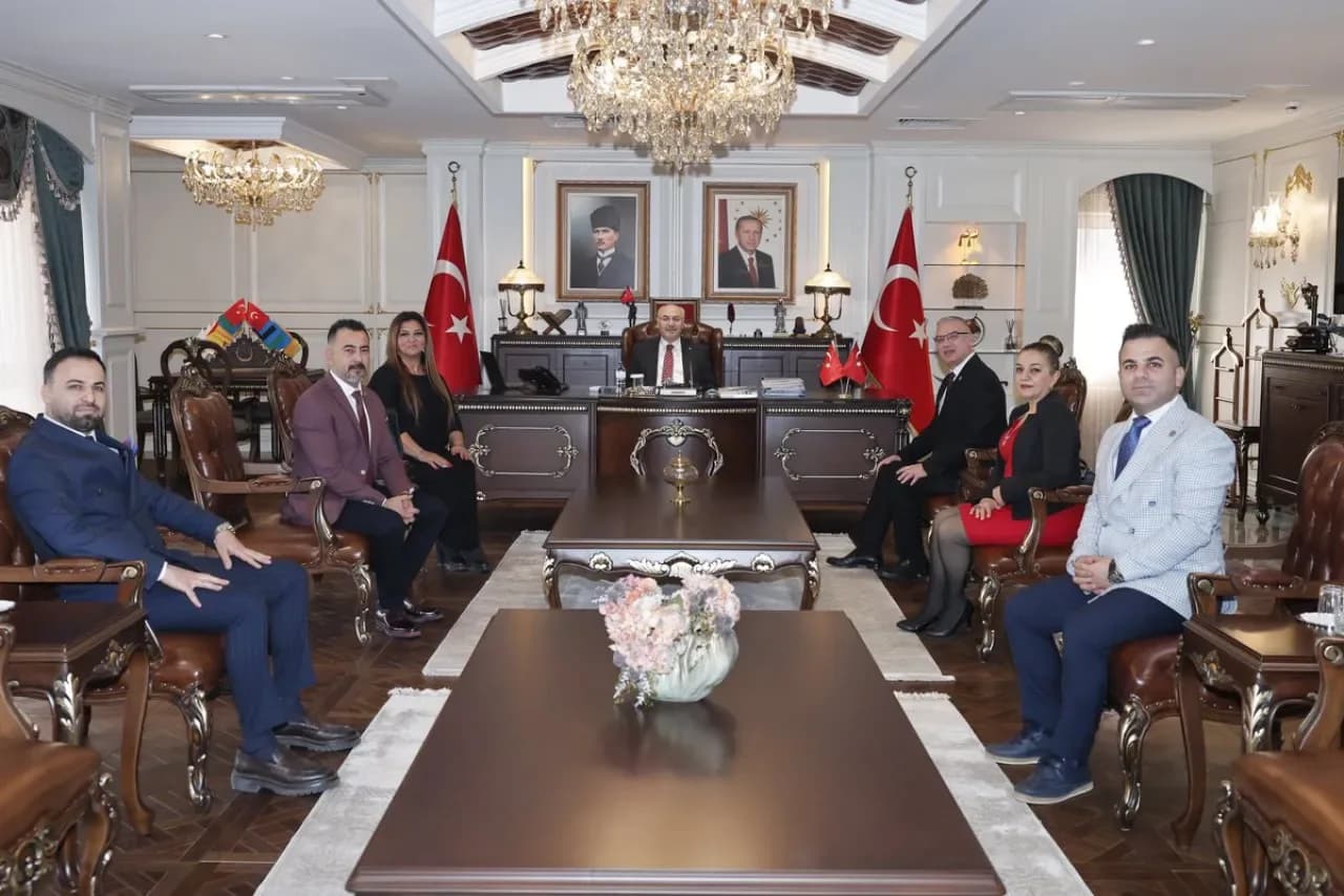 Adana Valisi'nden Özel Öğretim Kurslarına Ziyaret Adana Valisi'nden Özel Öğretim Kurslarına Ziyaret