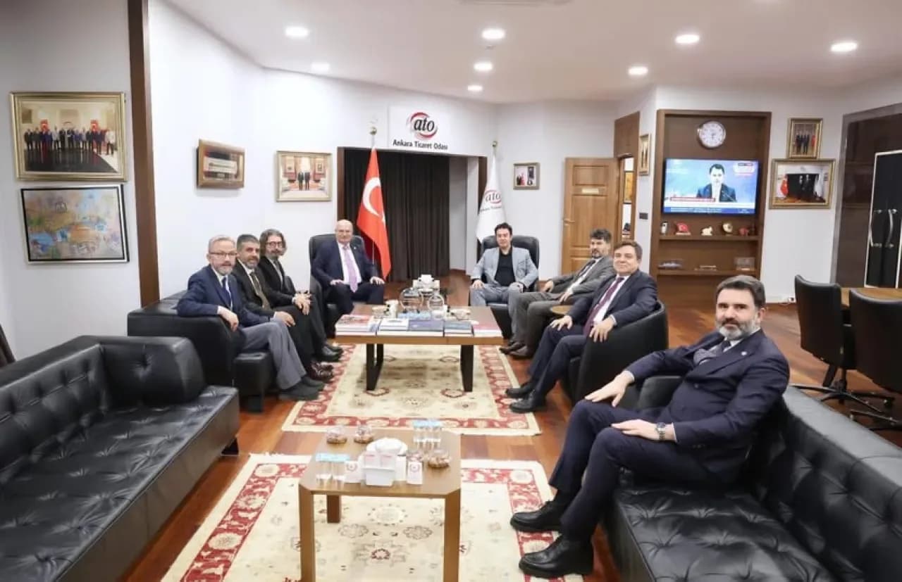 Ankara Ticaret Odası'ndan Enerji Stratejilerine Yönelik Üst Düzey Ziyaret Ankara Ticaret Odası'ndan Enerji Stratejilerine Yönelik Üst Düzey Ziyaret