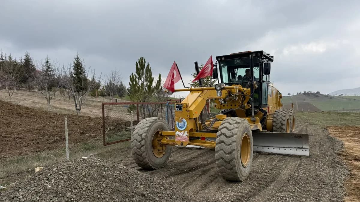 Akyurt Belediyesi Kozayağı Mahallesi'nde Yol İyileştirme Çalışmalarını Sürdürüyor Akyurt Belediyesi Kozayağı Mahallesi'nde Yol İyileştirme Çalışmalarını Sürdürüyor