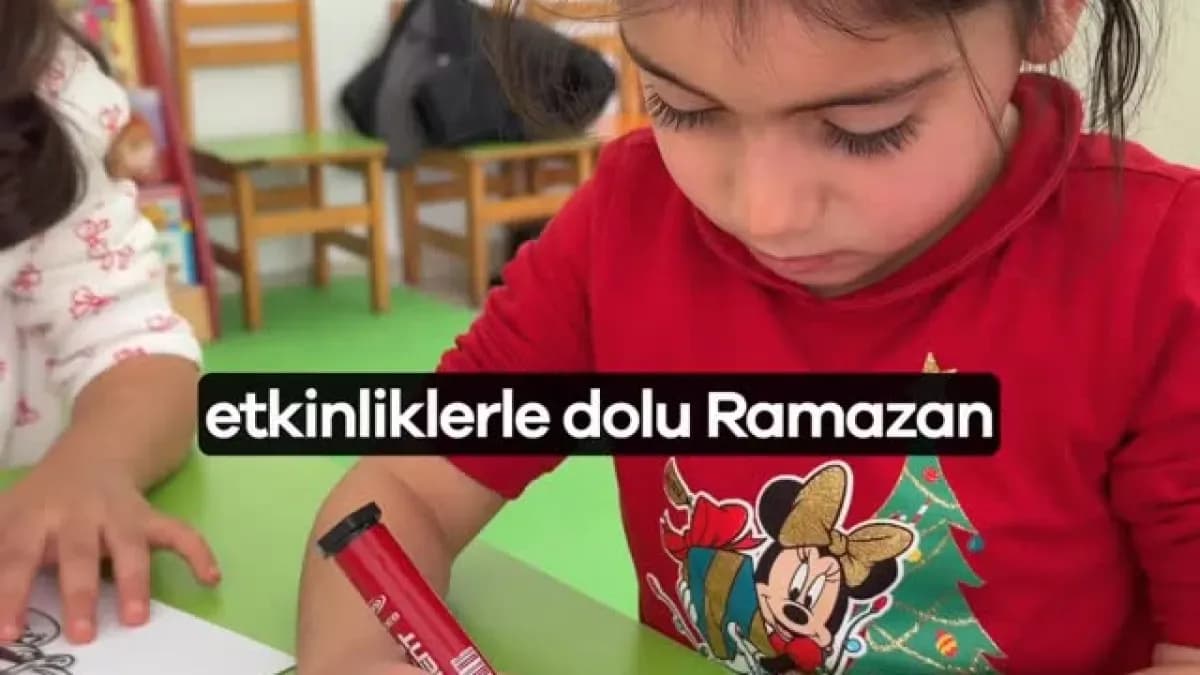 Zeytinburnu'nda Ramazan Coşkusu: Çocuklar Hacivat-Karagöz ile Buluştu