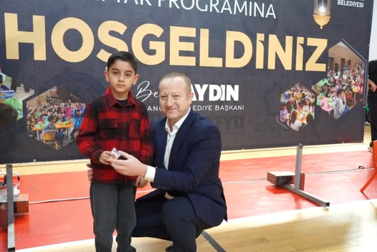 Belediye Başkanından Çanakkale Mesajı: O Ruhu Yaşatıyoruz Belediye Başkanından Çanakkale Mesajı: O Ruhu Yaşatıyoruz
