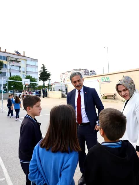 Gemlik'te Okul Bahçesi Güvenliği İçin Harekete Geçildi