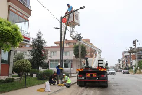 Çiftlikköy'de Enerji Tasarruflu Dönüşüm: Barbaros Bulvarı Işıl Işıl Oluyor