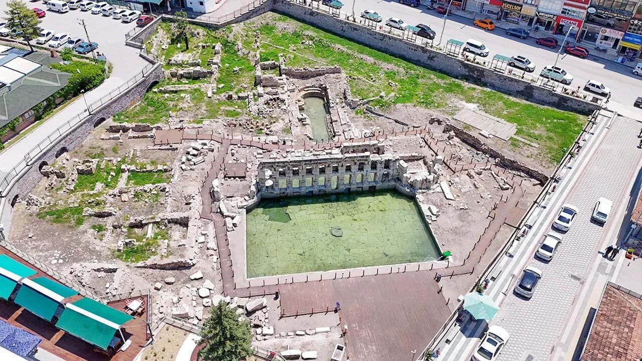 Yozgat'ın Gizli Hazinesi: Basilica Therma Roma Hamamı Ziyaretçilerini Bekliyor Yozgat'ın Gizli Hazinesi: Basilica Therma Roma Hamamı Ziyaretçilerini Bekliyor