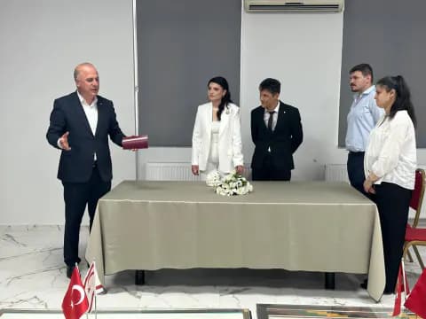 Başkan Bekir Torun'dan Genç Çifte Anlamlı Evlilik Tavsiyeleri
