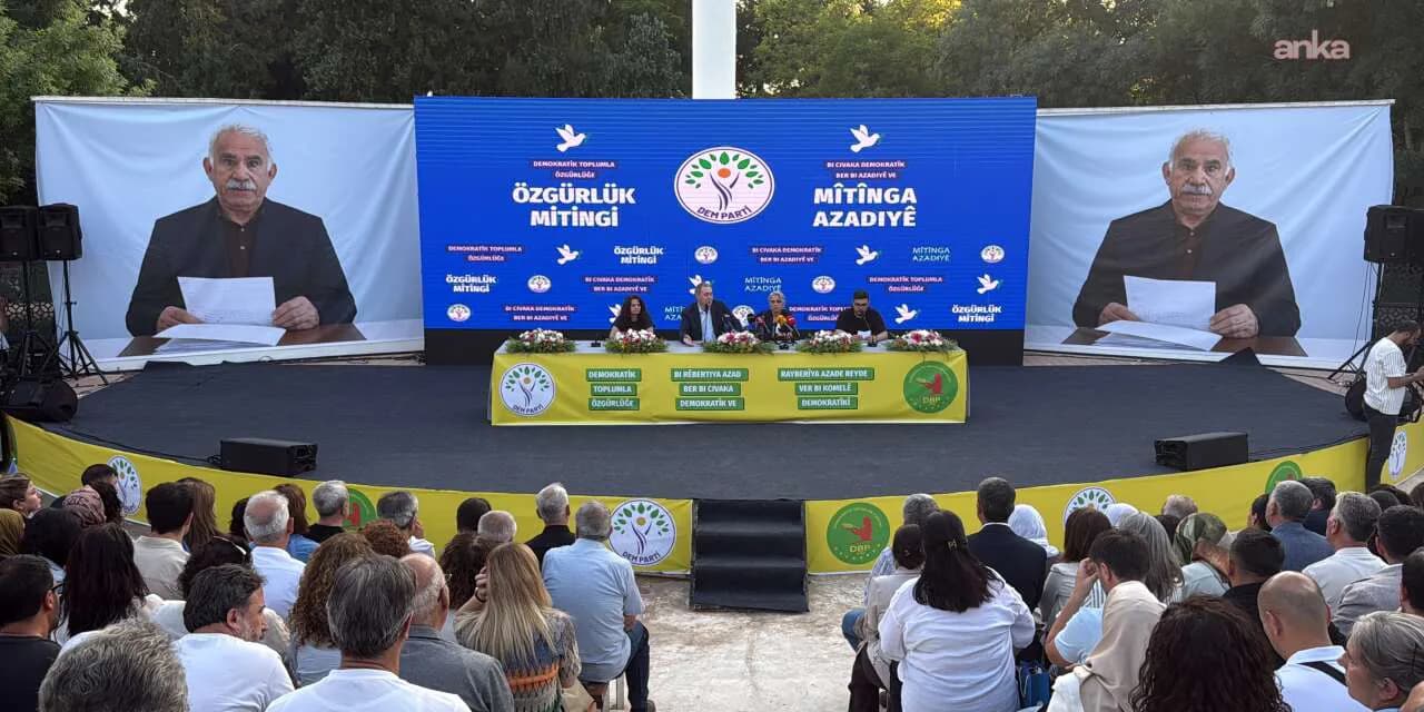 DEM Parti'den 4 İlde Miting Kararı: Tarihler ve Şehirler Belli Oldu DEM Parti'den 4 İlde Miting Kararı: Tarihler ve Şehirler Belli Oldu