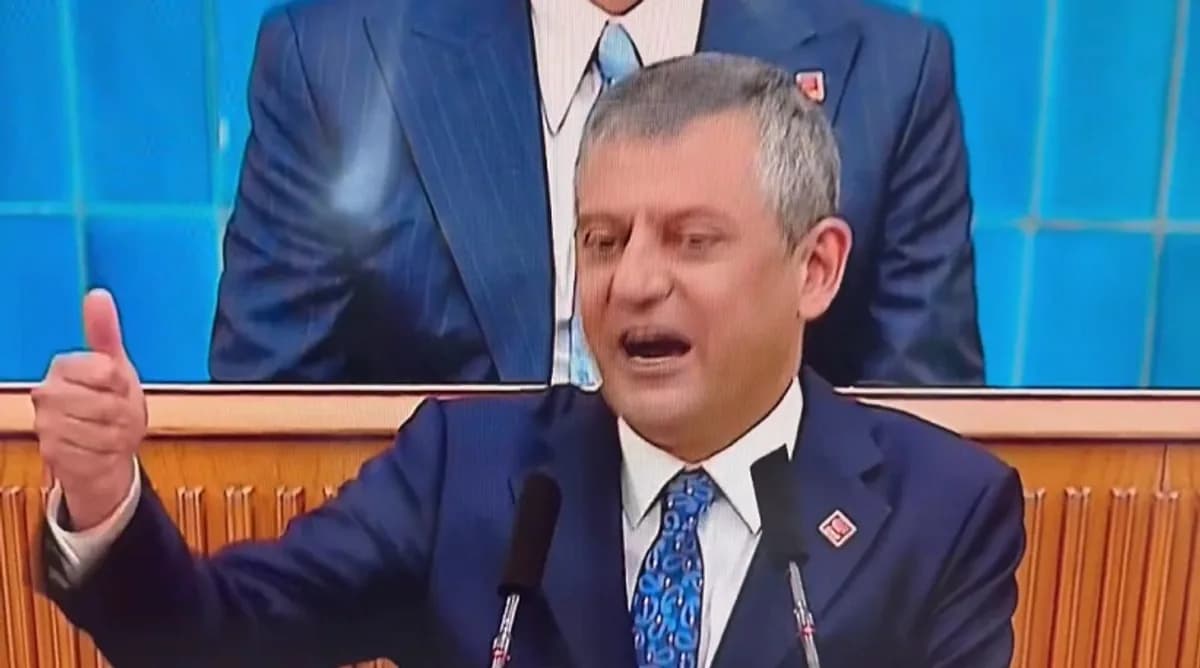 CHP'de Kurultay Tarihi Netleşiyor: Özgür Özel'den TBMM'de Kritik Açıklama