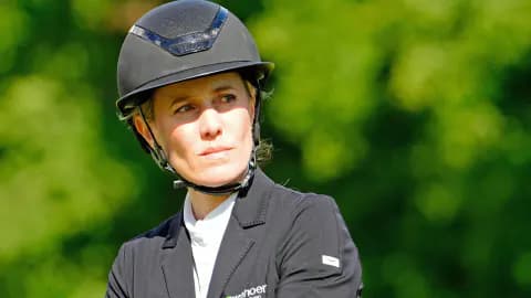 Şampiyon Biniciden Etik İsyan: Janne Friederike Meyer-Zimmermann İstifa Etti