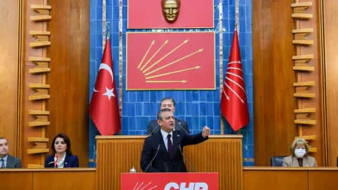 CHP'de 'Mutlak Butlan' Krizi: Özgür Özel'den 'Darbe ve Kumpas' Çıkışı