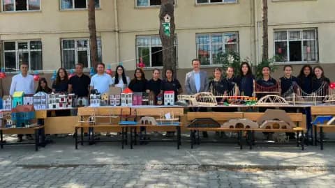 Taşköprü Atatürk Ortaokulu'nda Geleceğin Tasarımları Sergilendi