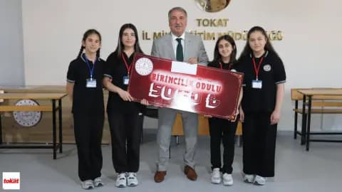 Tokat'ta Münazara Şampiyonu Belli Oldu: Niksar'dan Büyük Başarı