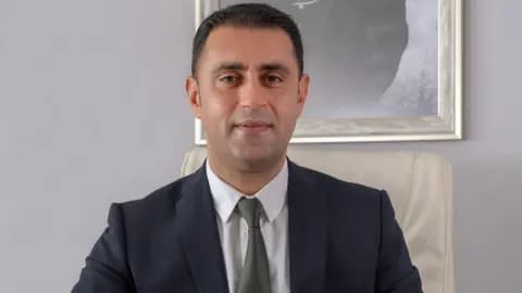 Adana Demirspor Altyapı Tesislerinde Anlamlı Yenilik: Atatürk Büstü Restore Edildi