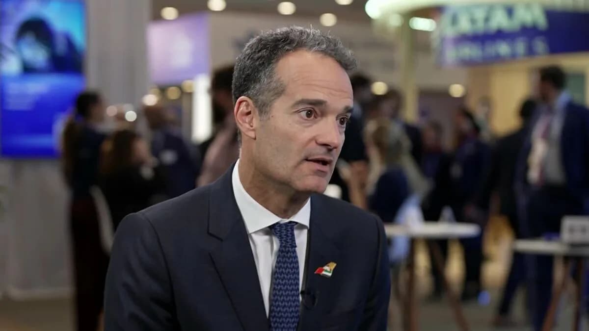 Etihad Airways'ten Sürpriz Hamle: Yakıt Maliyetleri Artarken Bilet Fiyatları Sabit Kalıyor Etihad Airways'ten Sürpriz Hamle: Yakıt Maliyetleri Artarken Bilet Fiyatları Sabit Kalıyor