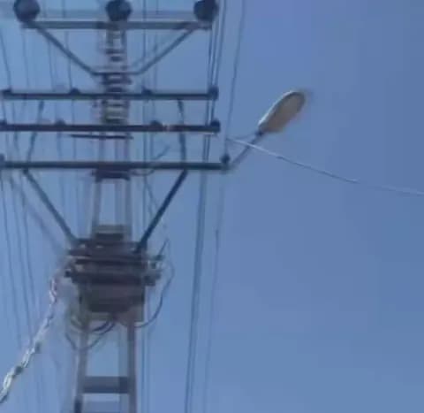 Şanlıurfa'da Yeni Nesil Kaçakçılık: Elektrikli Araç Direkten Şarj Edildi