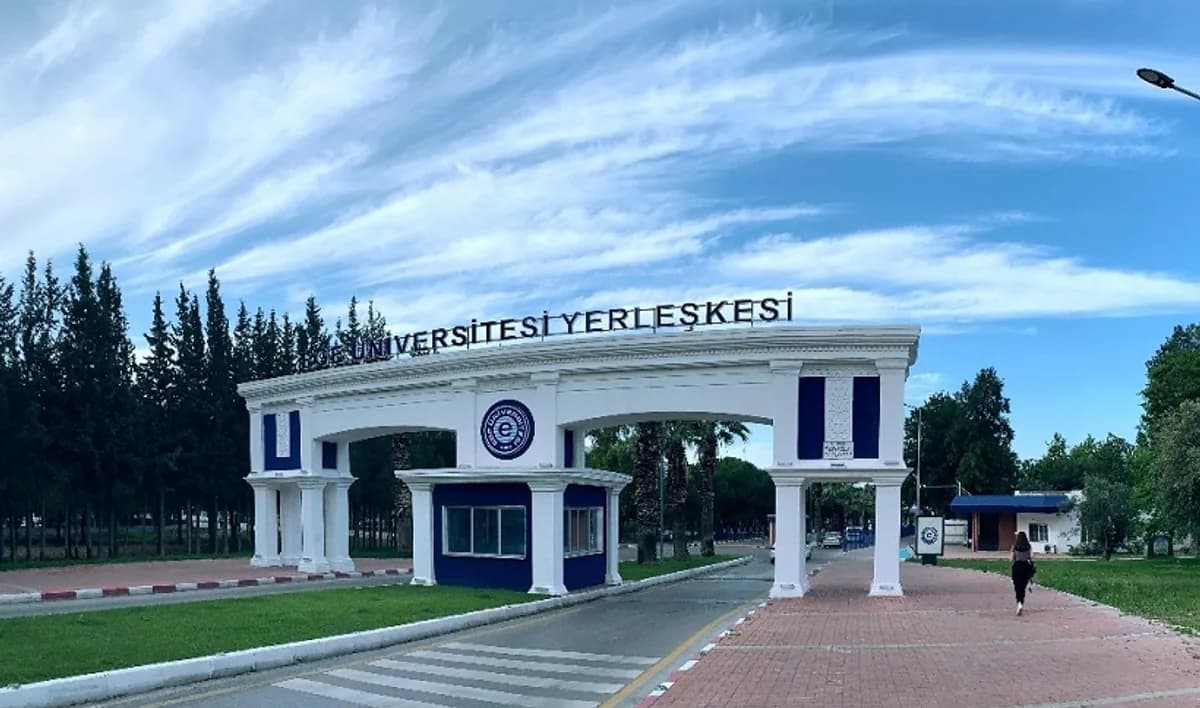 Ege Üniversitesi'nde İhale Operasyonu: 6 İlde 44 Gözaltı