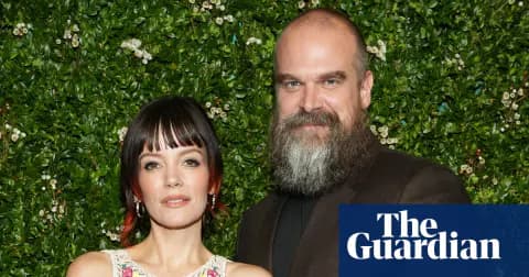 David Harbour Sessizliğini Bozdu: Lily Allen'ın 'West End Girl' Albümüne Yanıtı