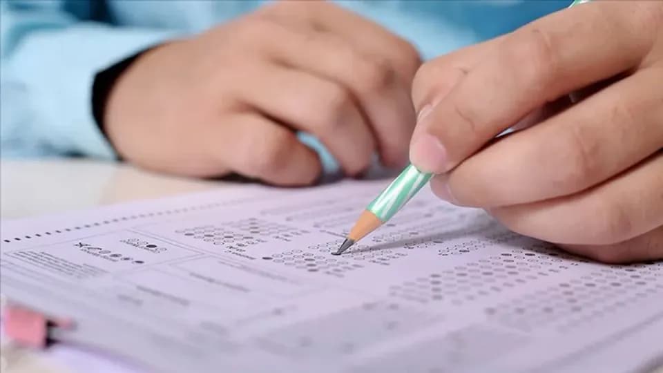 Siirt LGS Taban Puanları ve Yüzdelik Dilimleri Açıklandı: Hangi Okul Kaçla Alıyor? görseli