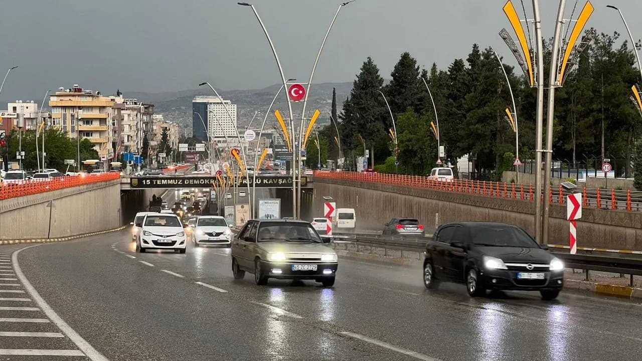 Meteoroloji'den 9 Haziran Uyarısı: Bu İllerde Kuvvetli Yağış Bekleniyor Meteoroloji'den 9 Haziran Uyarısı: Bu İllerde Kuvvetli Yağış Bekleniyor
