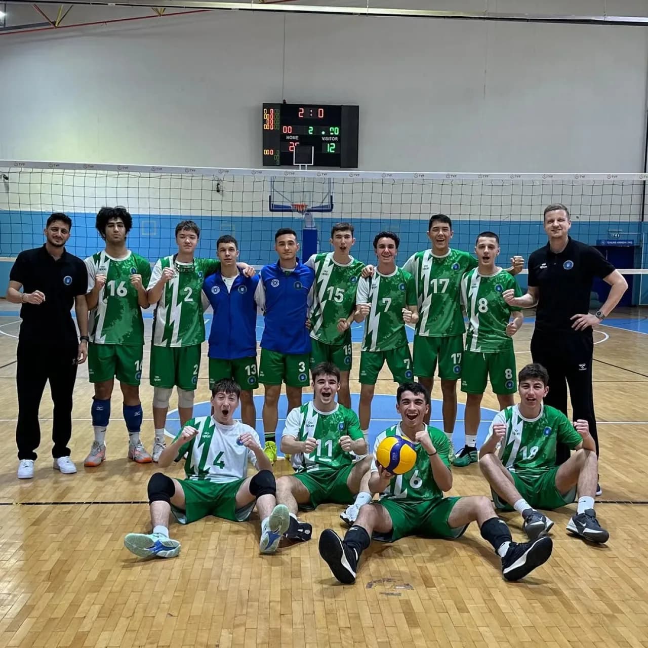 Bursa Büyükşehir Belediyespor, Karacabey Belediyespor'u 3-0 Mağlup Etti