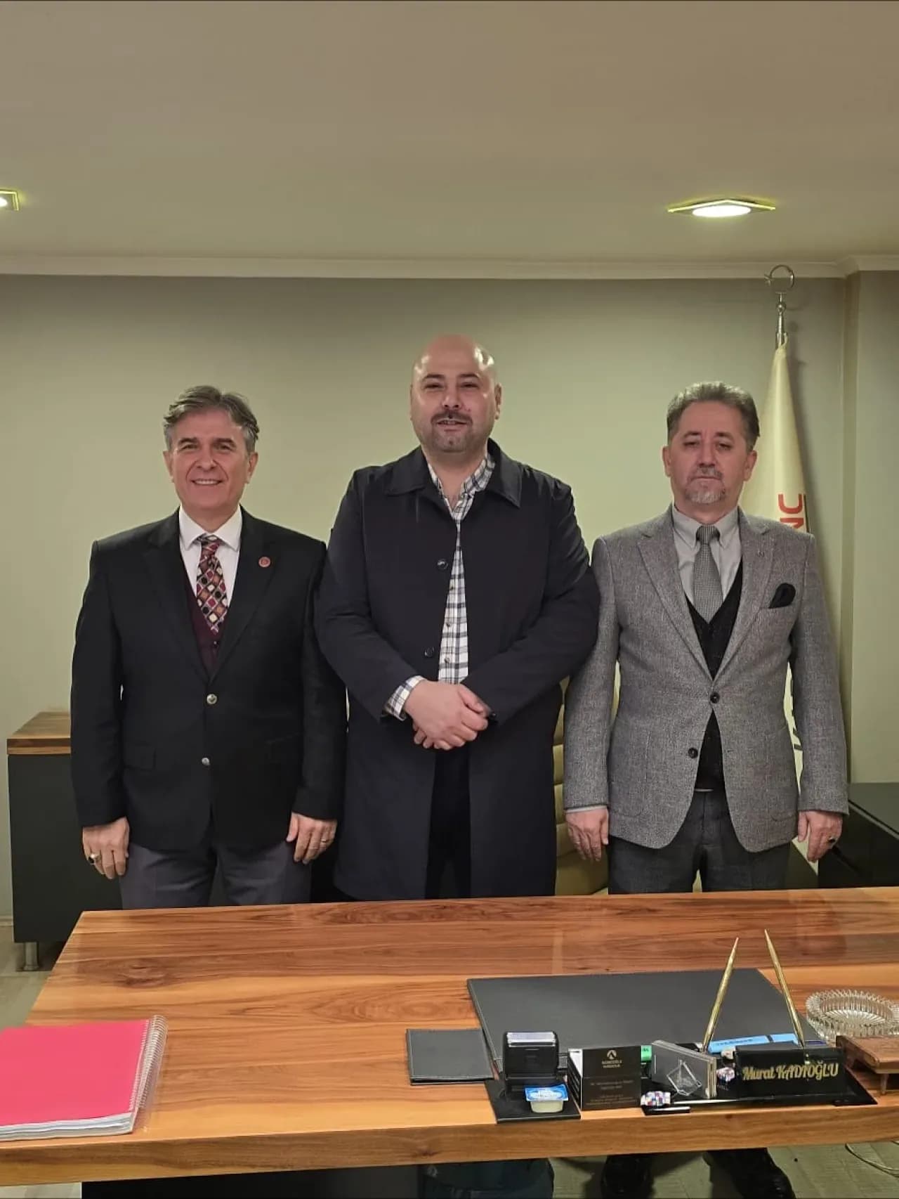 MHP Yenimahalle İlçe Başkanlığı, Ostim ve Keresteciler Sanayi Sitelerinde Esnaf Ziyareti Gerçekleştirdi MHP Yenimahalle İlçe Başkanlığı, Ostim ve Keresteciler Sanayi Sitelerinde Esnaf Ziyareti Gerçekleştirdi