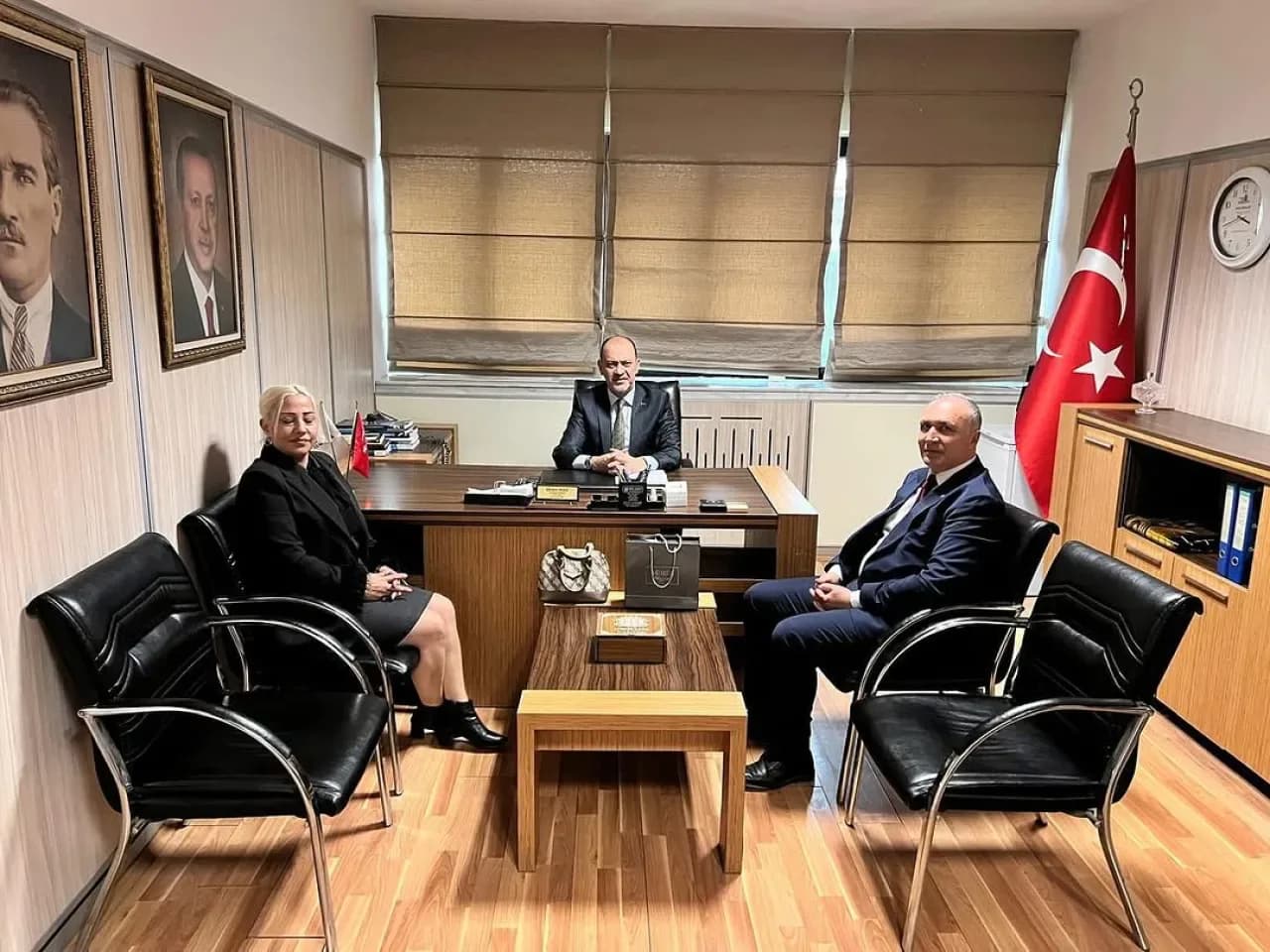 Yenimahalle'de Öğretmenler Günü ve Kadına Şiddetle Mücadele Çalışmaları Ele Alındı