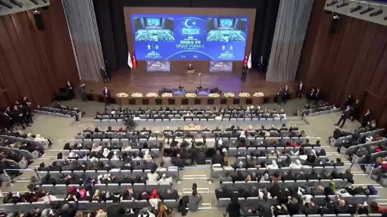AK Parti Bursa Milletvekili Emel Gözükara Durmaz, "İnsanlık İçin Güçlü Türkiye" Programını Tanıttı