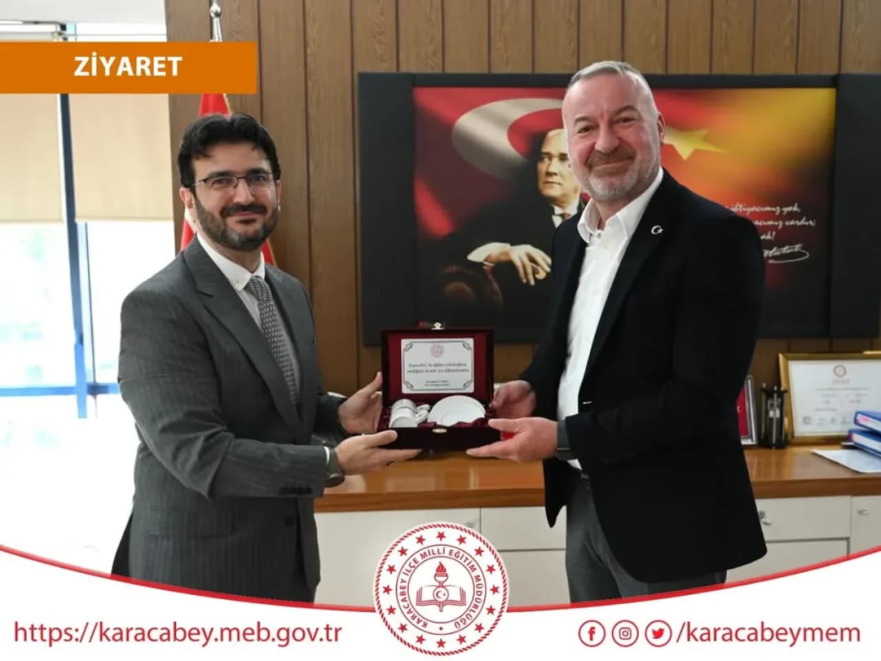 Bursa Karacabey'de Eğitim İstişaresi: İlçe Milli Eğitim Müdürü Belediye Başkanını Ziyaret Etti Bursa Karacabey'de Eğitim İstişaresi: İlçe Milli Eğitim Müdürü Belediye Başkanını Ziyaret Etti