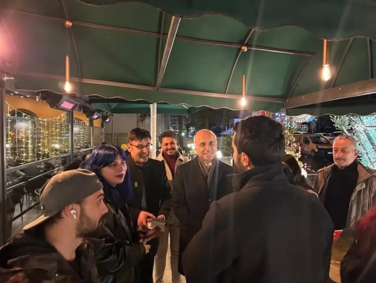 CHP'li Genç'ten Kayseri'de Gençlere Miting Çağrısı: "Değişim İradesi Gençlerle Büyüyor" CHP'li Genç'ten Kayseri'de Gençlere Miting Çağrısı: "Değişim İradesi Gençlerle Büyüyor"