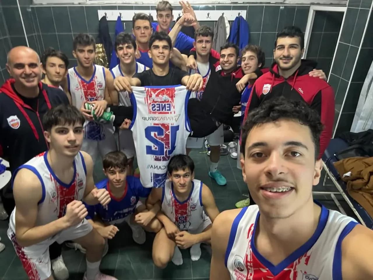 Onvo Büyükçekmece U18 Takımı, Anka SK'yı Farklı Mağlup Etti Onvo Büyükçekmece U18 Takımı, Anka SK'yı Farklı Mağlup Etti