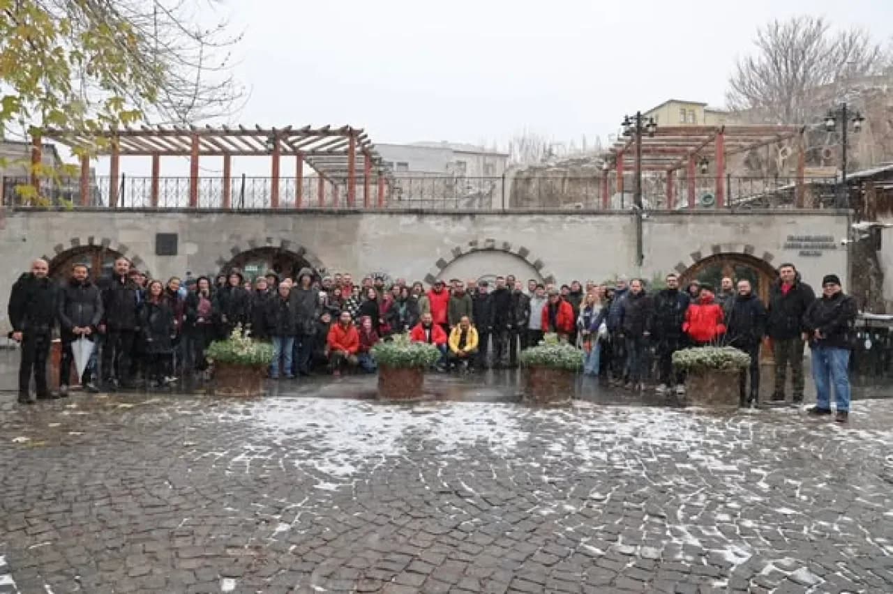 Kayseri'de Tarih ve Turizm Buluşması: Kültepe ve Osmanlı Sokağı Tanıtıldı Kayseri'de Tarih ve Turizm Buluşması: Kültepe ve Osmanlı Sokağı Tanıtıldı