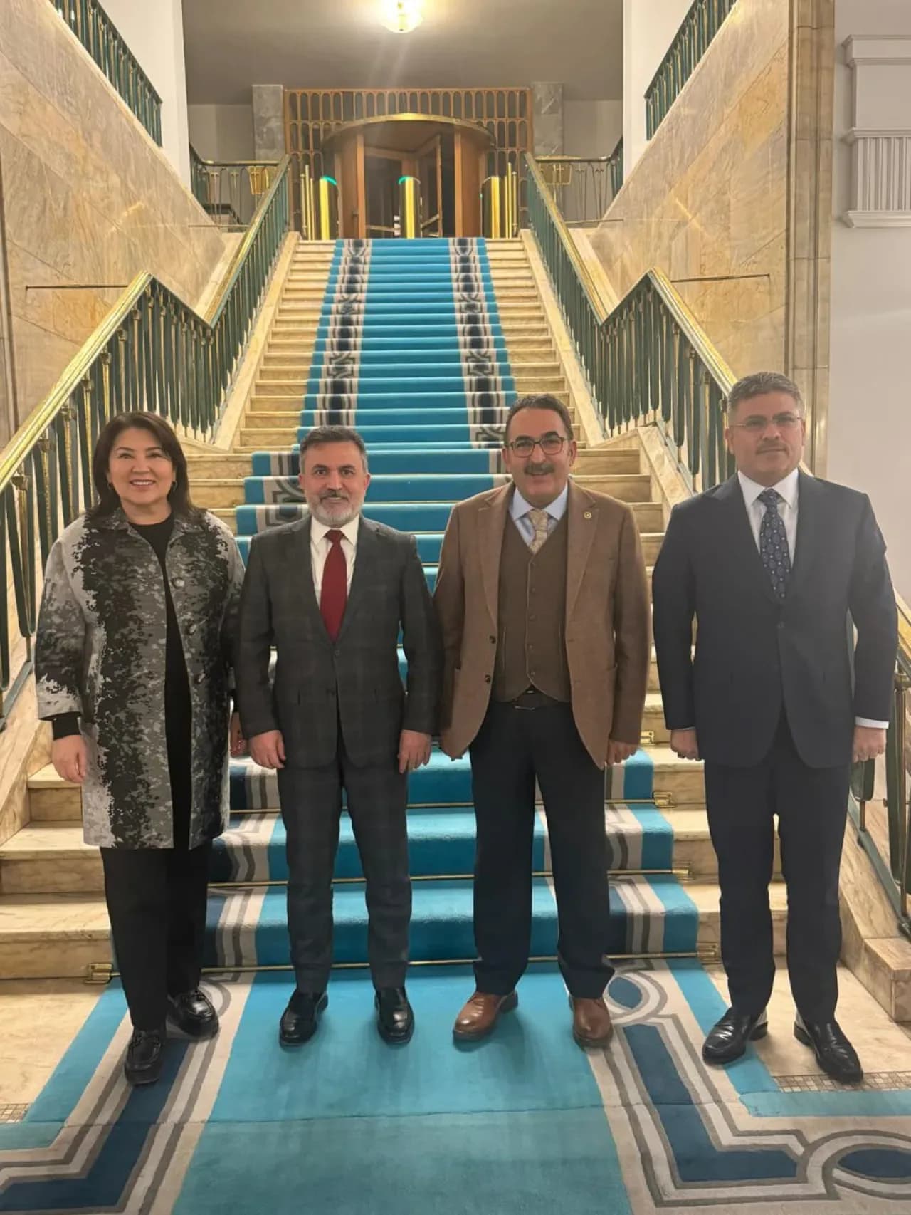 AK Parti Adana Milletvekilleri, TBMM'de Bütçe Görüşmeleri Öncesinde Bir Araya Geldi AK Parti Adana Milletvekilleri, TBMM'de Bütçe Görüşmeleri Öncesinde Bir Araya Geldi