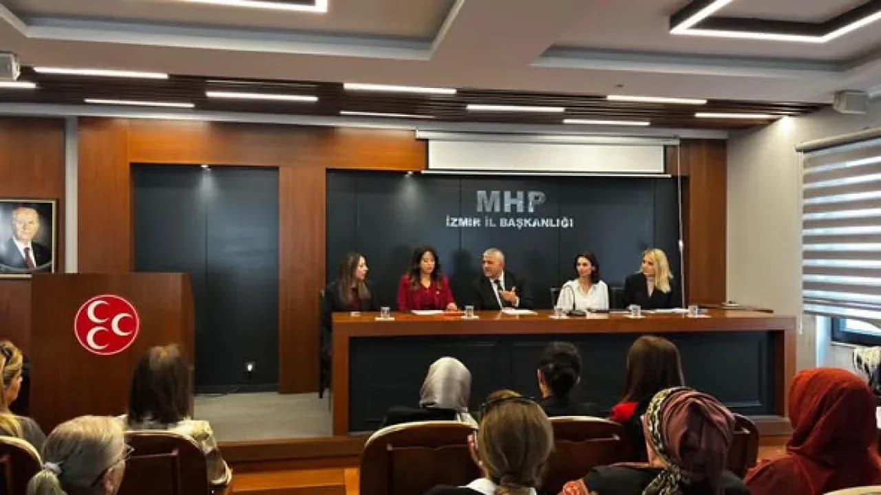 Milliyetçi Hareket Partisi İzmir'de Madde Bağımlılığı Eğitim Semineri Düzenledi